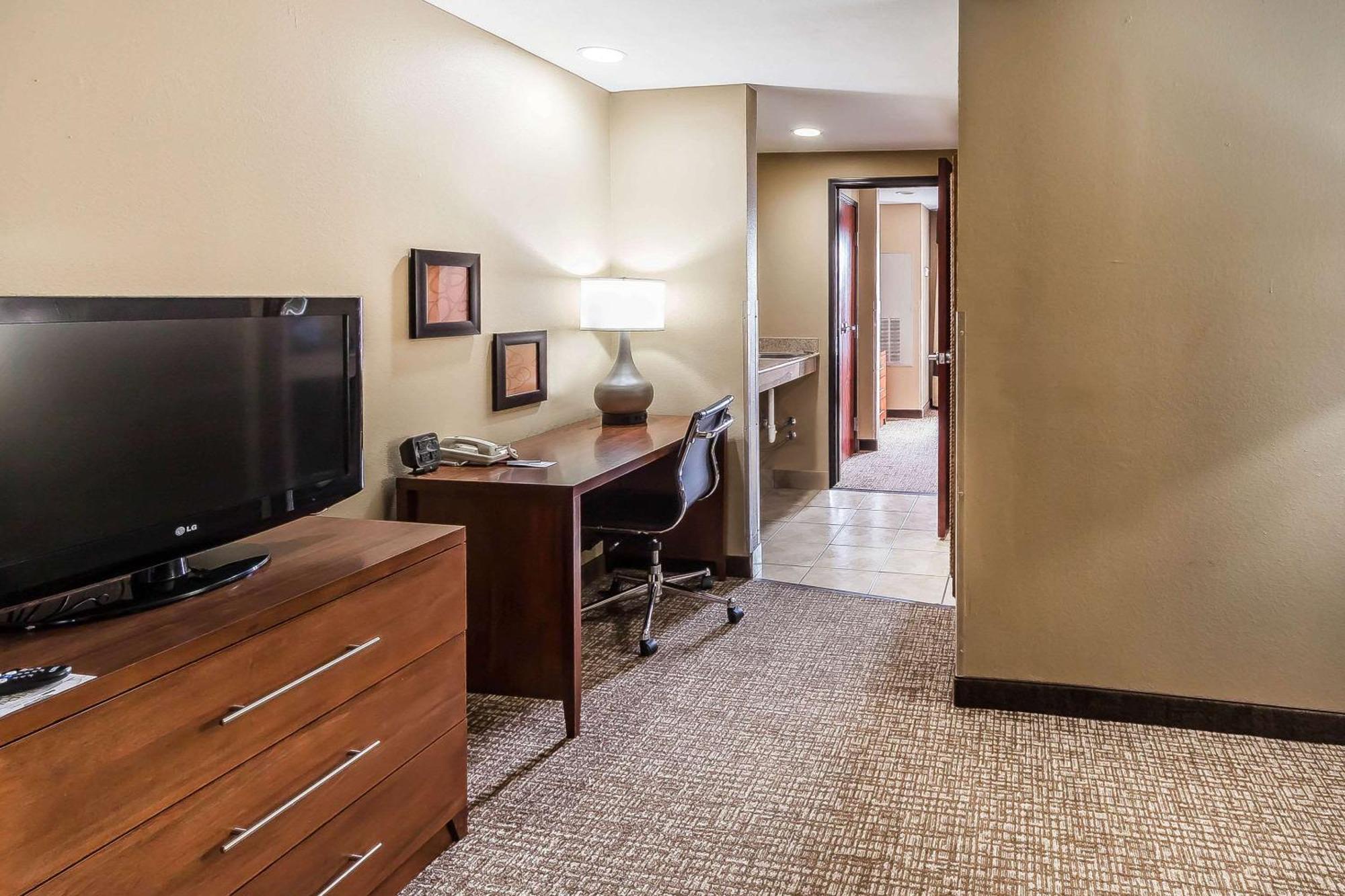 Comfort Suites Yukon - Sw Oklahoma City Exterior foto